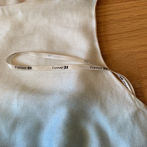 GORGEOUS Watercolor 💦 🌺 dress - Picture 11 of 16